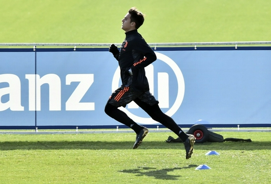 ���ı��ܽ������Ӵ��ϰ��������� ˫��������Լ