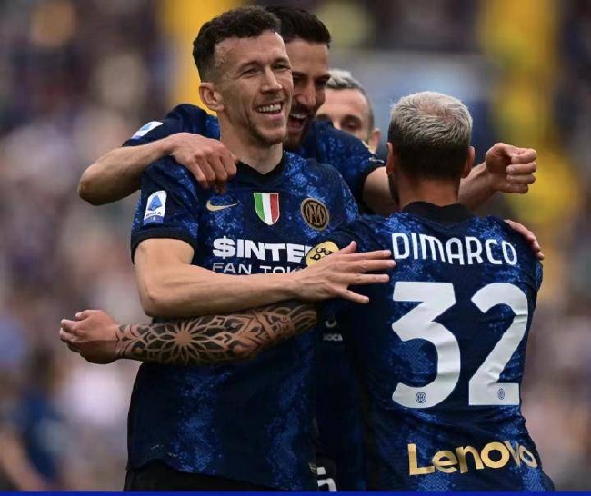 进球和助攻都位列队内第三 国米老将获卡佩罗称赞