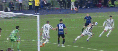 加时赛梅开二度帮国米夺冠 佩里西奇获意杯决赛最佳